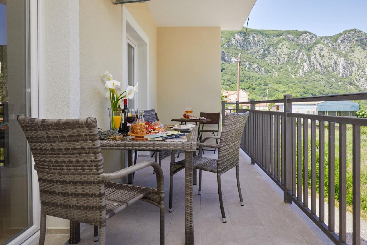 Peaceful Sunhill Apartments Kotor Eksteriør billede